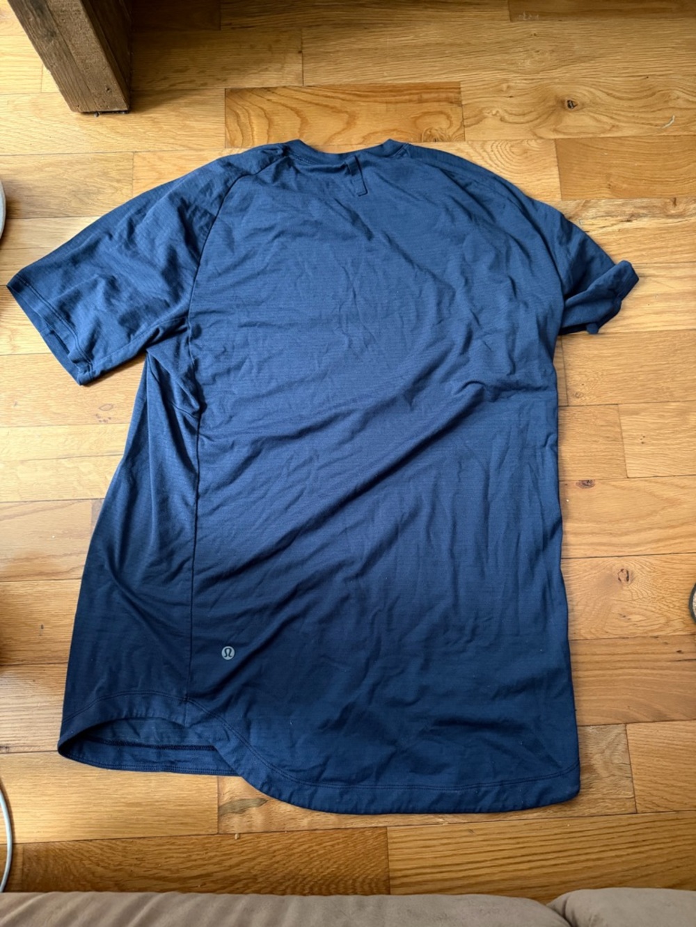 lululemon athletica Men's Dark Blue Athletic Short Sleeve Tee